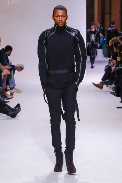 Look 60